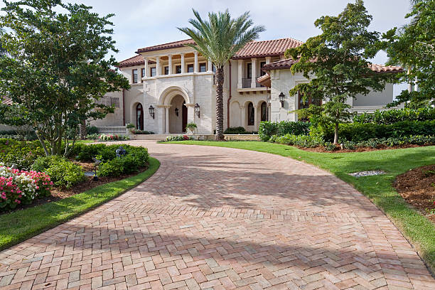 Best Driveway Pavers Near Me  in Hicksville, NY